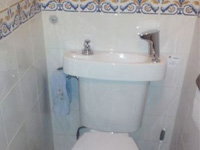 WiCi Concept, Handwaschbeckenset auf bestehendes WC anpassbar - Frau P (Frankreich - 25)